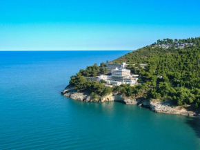 Hotel del Faro - Pugnochiuso Resort